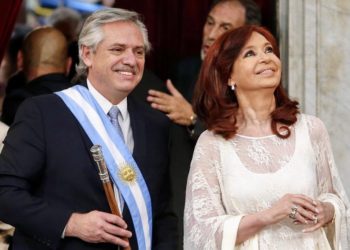 Fernández asumió como presidente: «Vengo a convocar a la unidad de toda la Argentina»