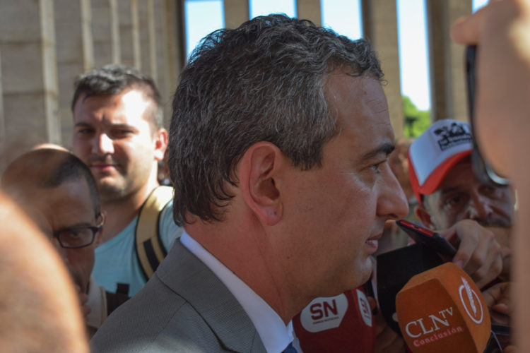 Javkin: «Abrazo la política desde chico y creo que se trata de dialogar»