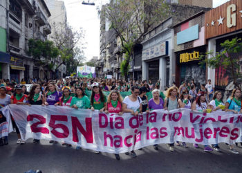 Marcha en Rosario por la Eliminación de la Violencia contra las Mujeres