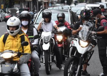 Más de 8.300 detenidos y demorados por incumplir el aislamiento obligatorio