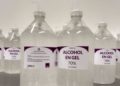 La UNR lanzó la primera entrega de alcohol en gel de producción propia