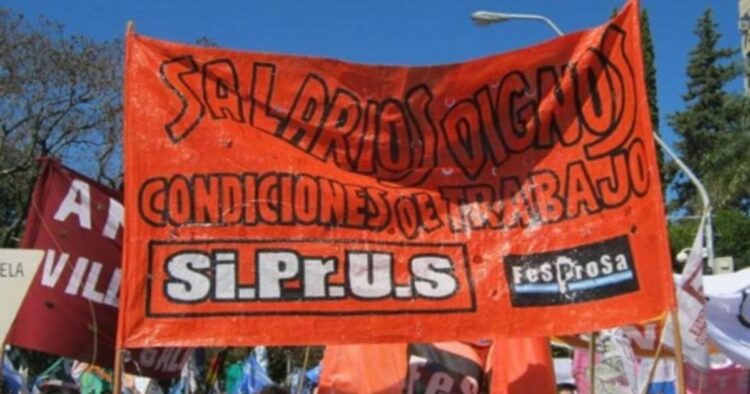 Paro y protesta de médicos provinciales